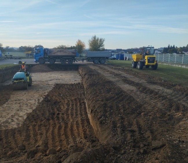 Oprava železnice Velim